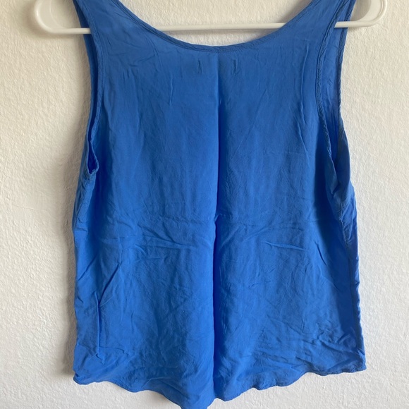 Faded glory blue tank top size small w/frontpocket - Picture 2 of 5